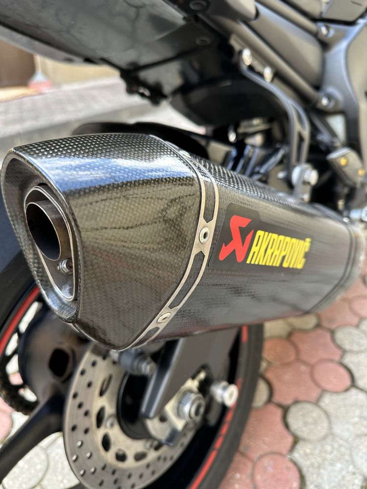 Yamaha Fz8 Abs Naked *Akrapovic*