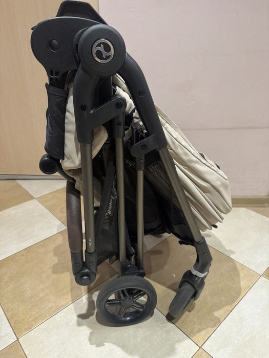 Cybex      Melio