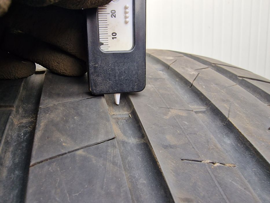 Anvelope 285/45R20 marca Bridgestone, DOT 2023