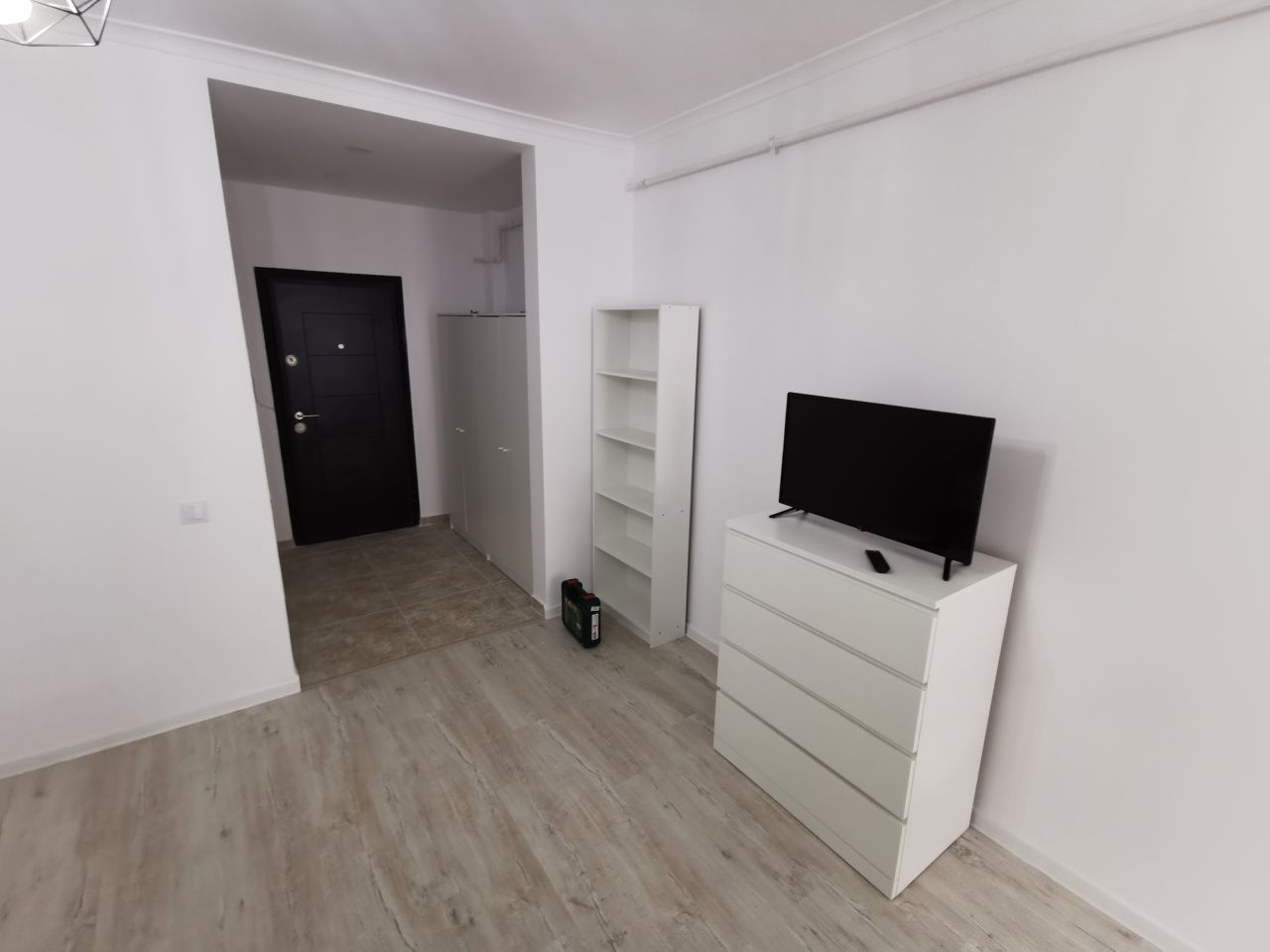 Proprietar Inchiriez Garsoniera în Avangarde City