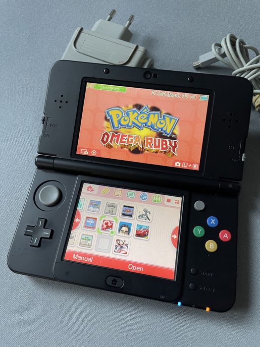 Consola Portabila Nintendo NEW 3DS Black