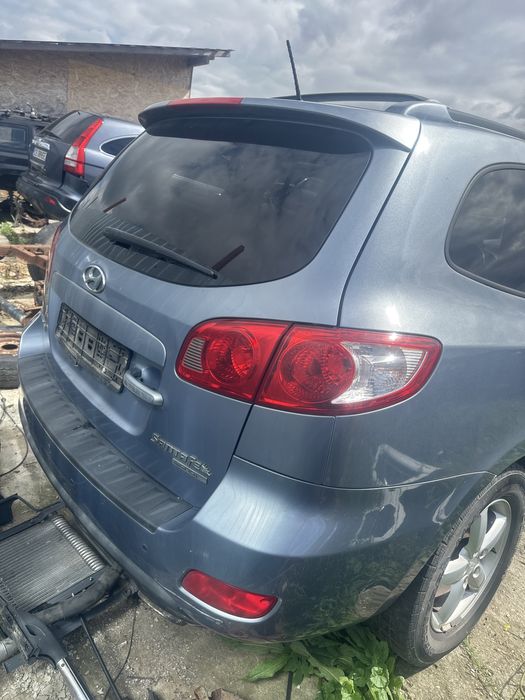 Dezmembrez Dezmembrari Hyundai Santa Fe 2 motor 2.2 crdi 2008