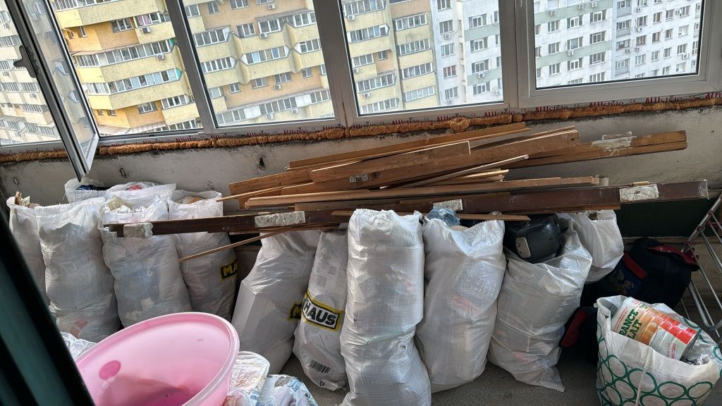 Debarasare evacure mobila moloz renovare