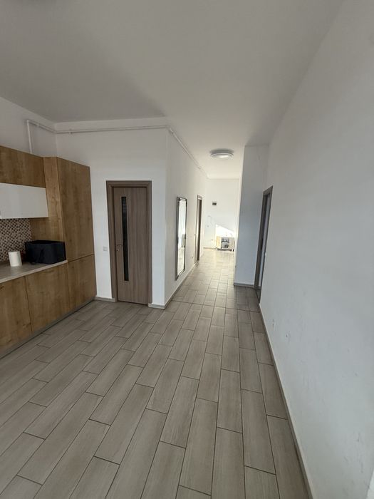 Pf.Vand apartament 2 camere Finisat in Floresti str.Avram Iancu