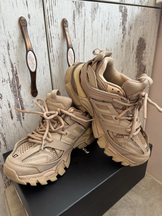 Balenciaga Track