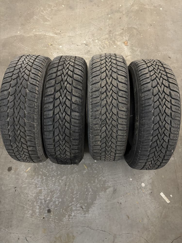 Гуми зимни 195/65/15 Dunlop 2022г.цената е за 1 брой !