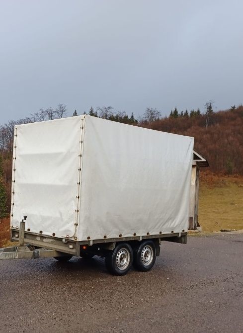Remorca Anssems 2000 kg cu prelata, platforma, dublu ax,sistem franare