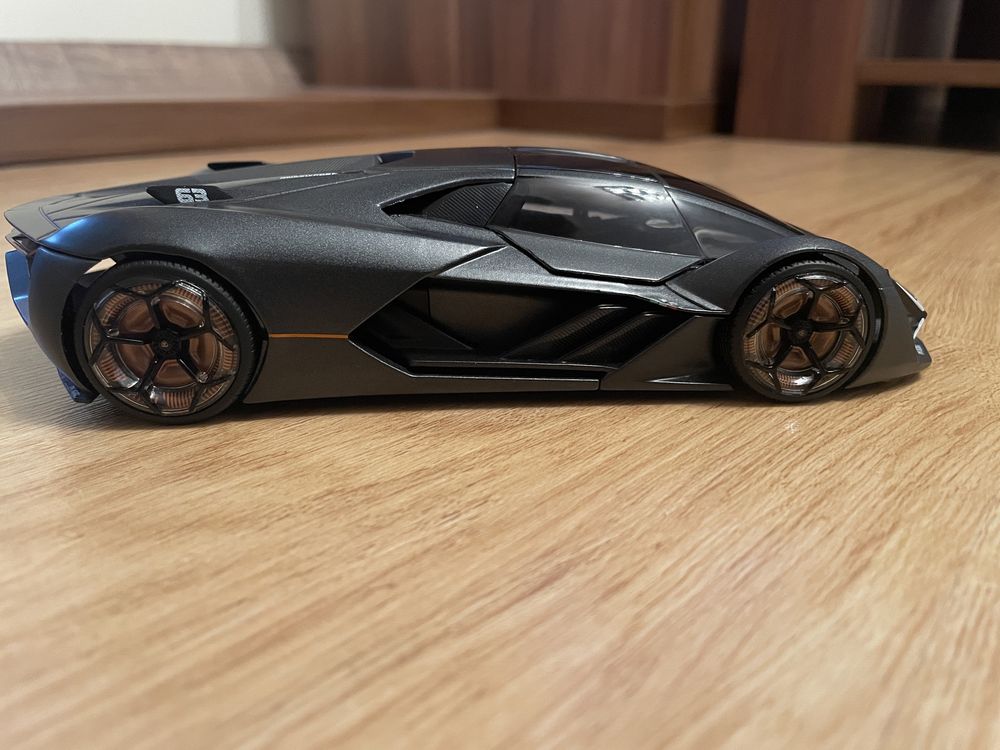 Lamborghini terzo millenio 1/24