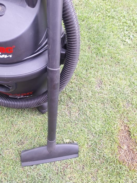 Vand aspirator uscat umed