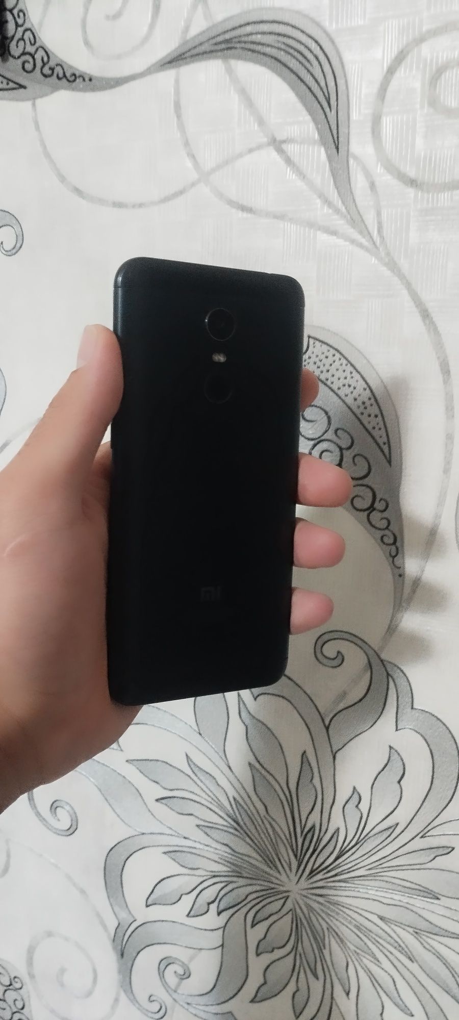 Redmi 5 plus xotirasi 32gb
