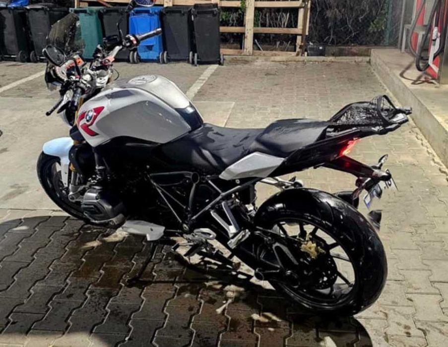 BMW R 1200 R LC Stare impecabila