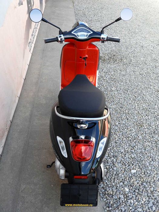 Lichidare Vespa Primavera 50 Disney Mickey Mouse Edition 2024