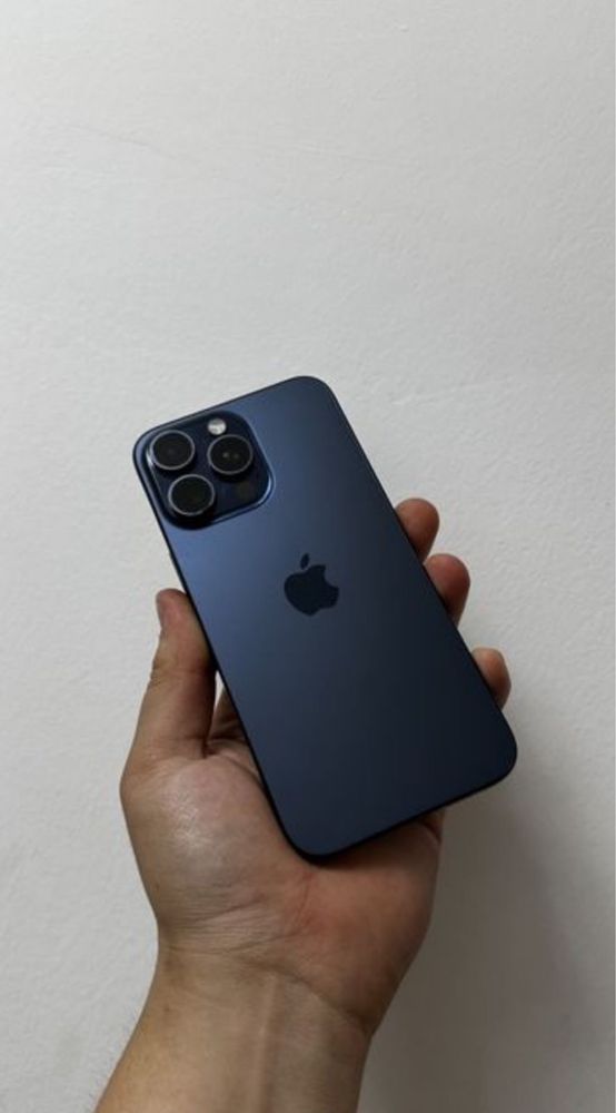 iPhone 15 pro 128 gb