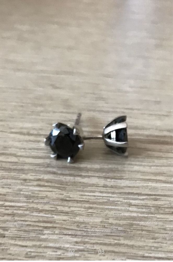 Серебряные гвоздики