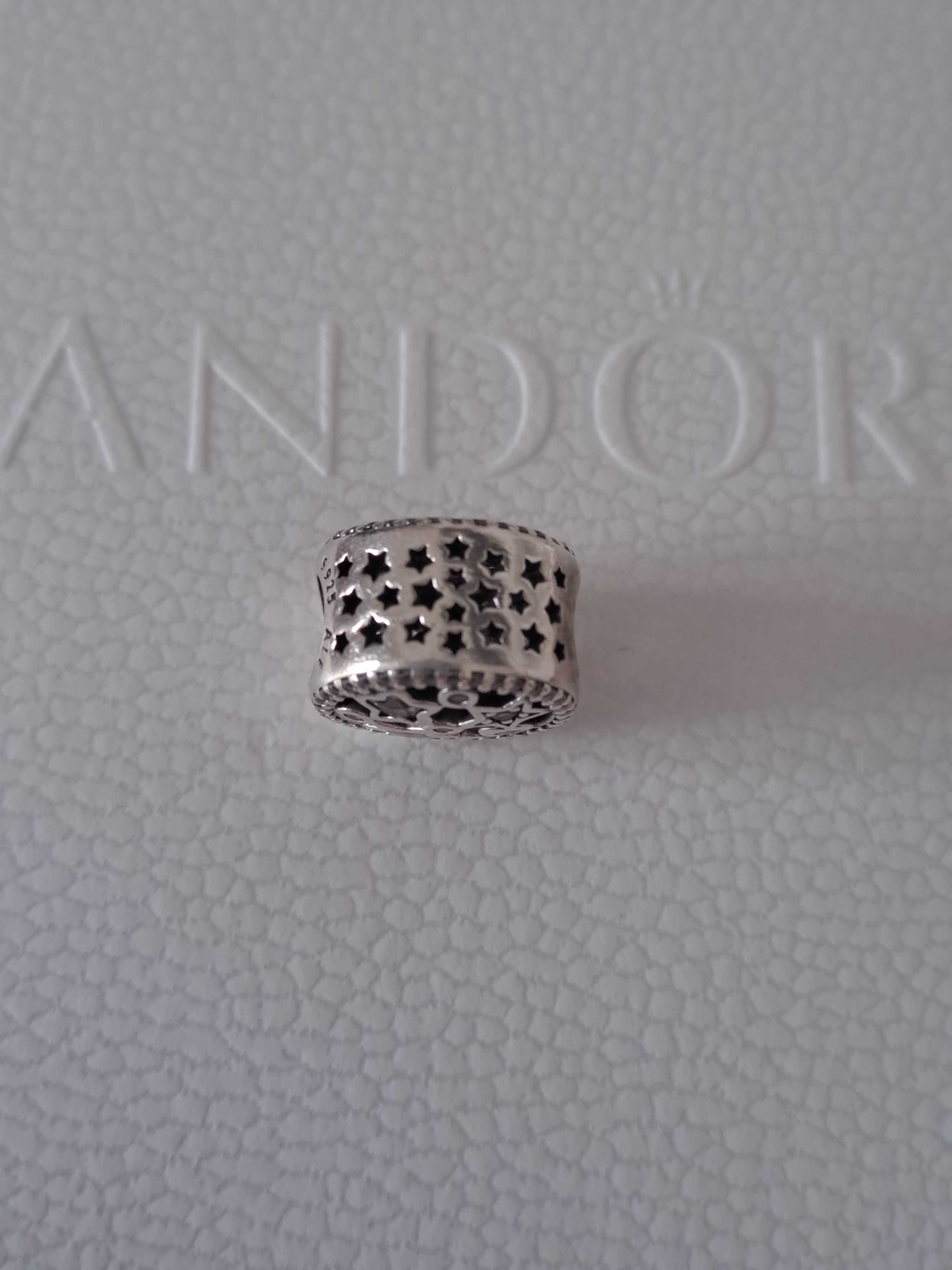 Vand charm Pandora  Stele luminoase