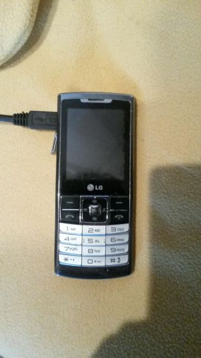 Telefon mobil LG