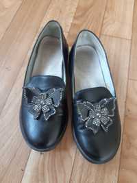 Туфли-лоферы для девочки
