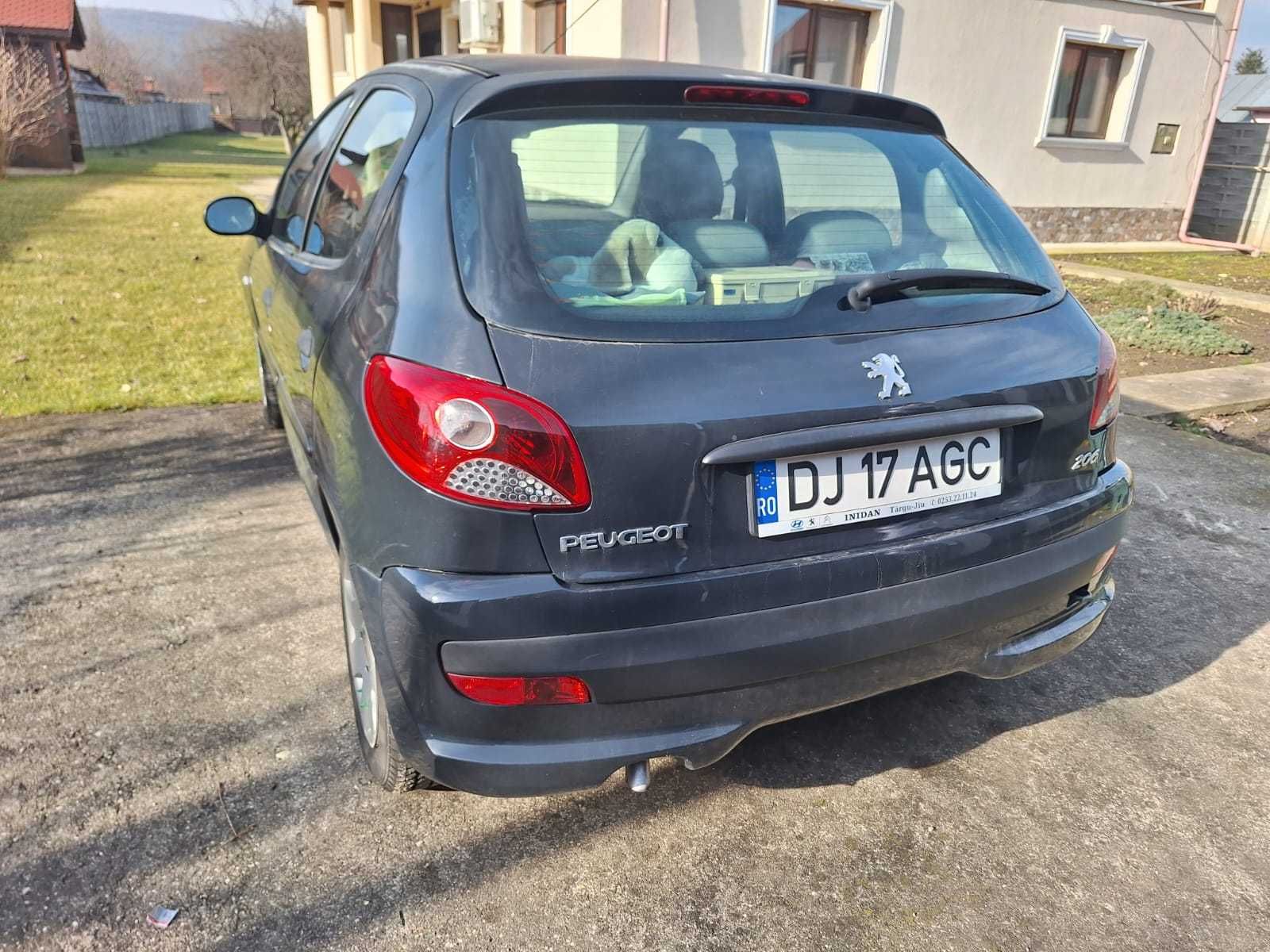 Peugeot 206+, motor 1.4 benzină, 2010, 178.000 km, unic proprietar