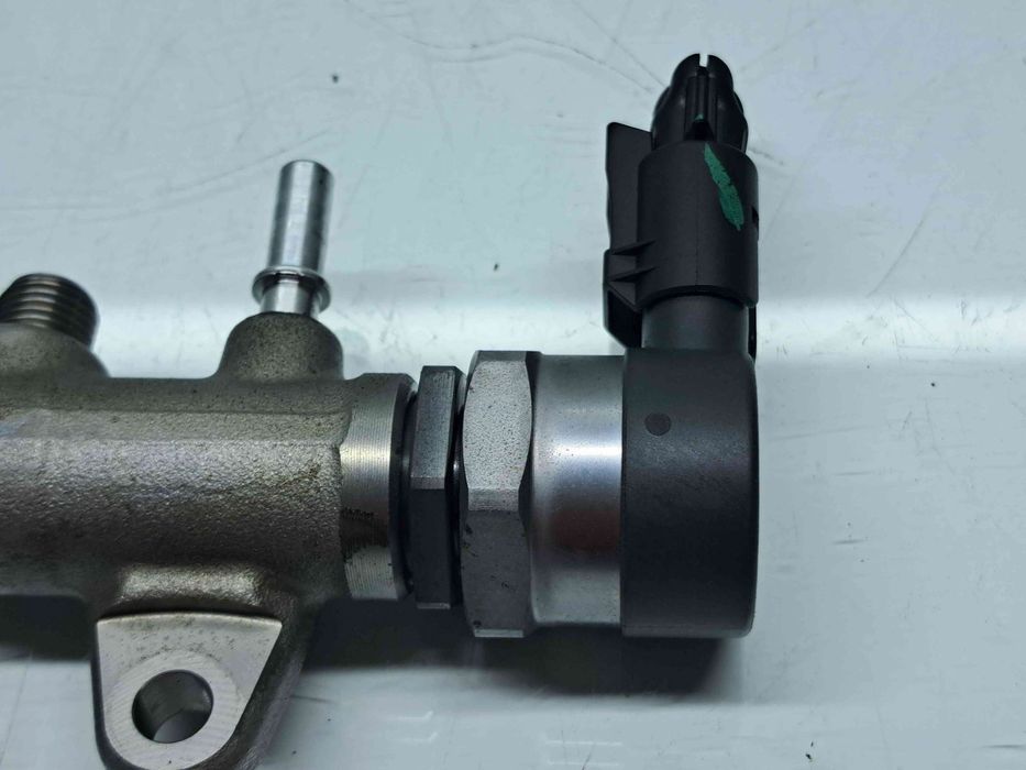 Rampa injectoare  Bmw 3 (F30) [Fabr 2012-2017] 8514154-02 / 0445214315