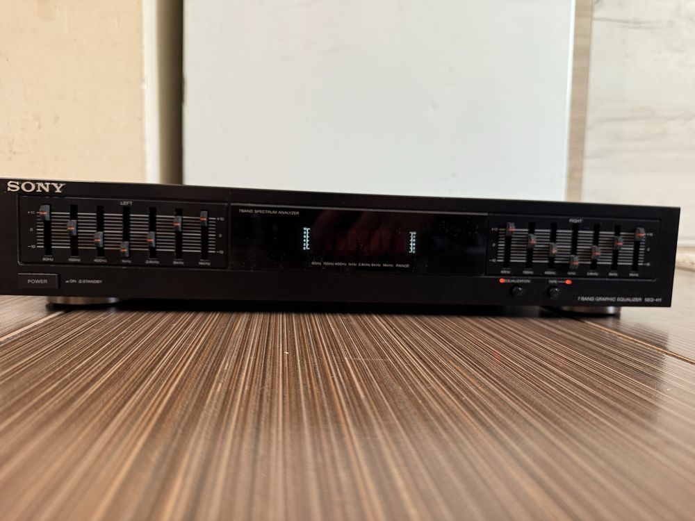 Sony SEQ-411 Еквалайзер