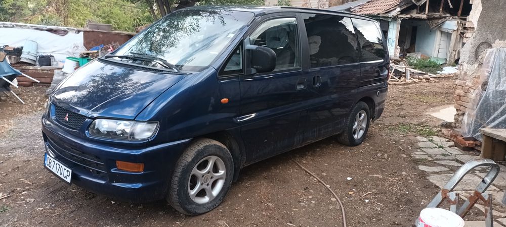 Mitsubishi space gear GLX
