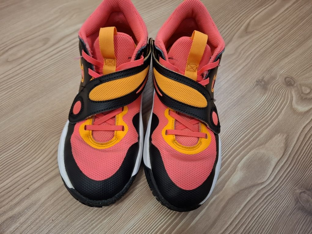 NIKE Детски маратонки