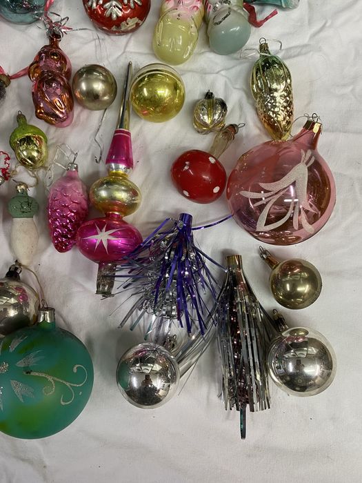 Стари играчки украшения за елха