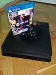 Playstation 4 slim в перфектно състояние + 1 игра