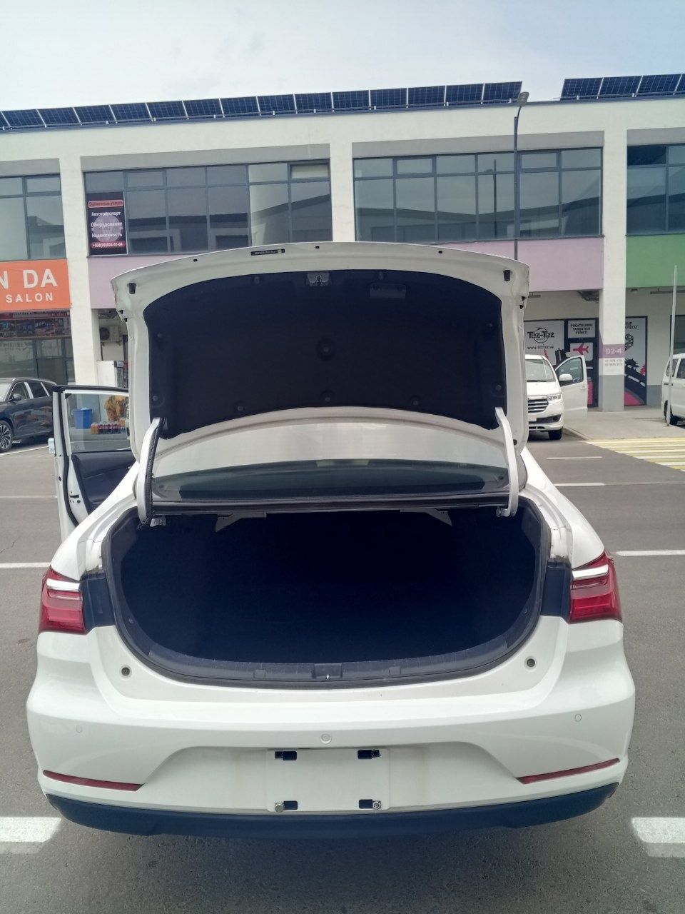 Byd qin 405km ev
