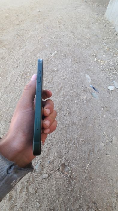 Iphone 13 ideal rag yashil face id tru tone bor hamma joyi radnoy