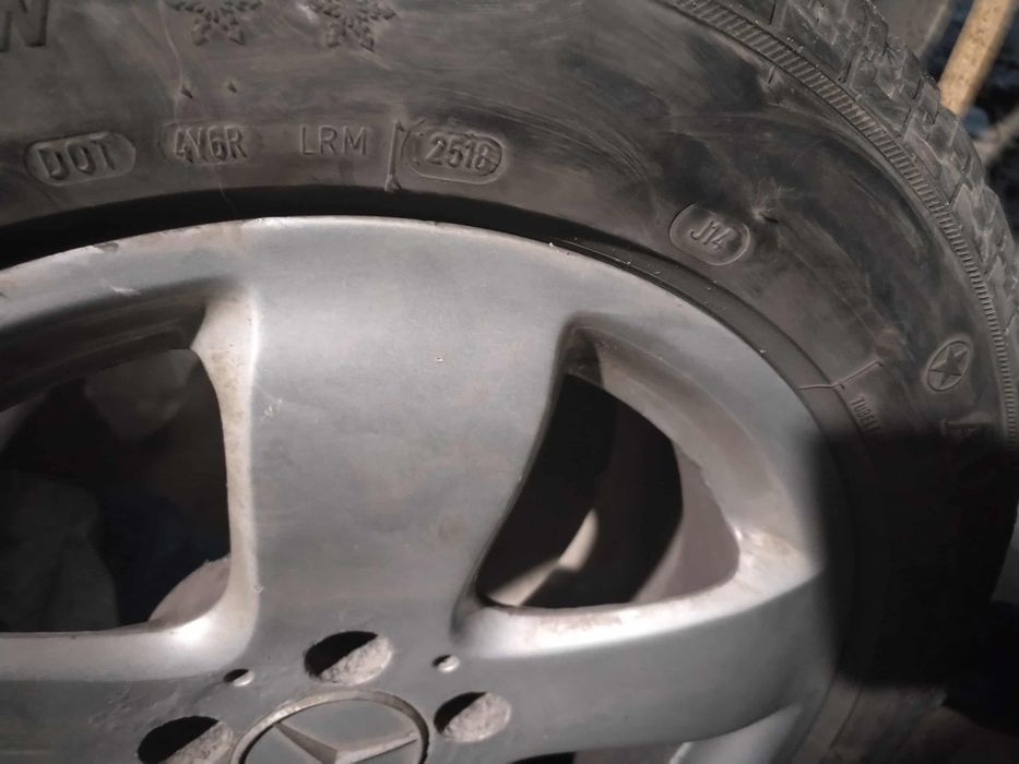 Джанти със зимни гуми 225/55R16 5x112 мм.