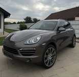 Porsche Cayenne 3.0 Diesel 2013 245 cp Panorama R21 Maro Km Reali