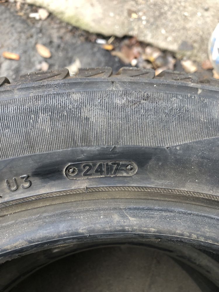 Продам Резину 215/55R17