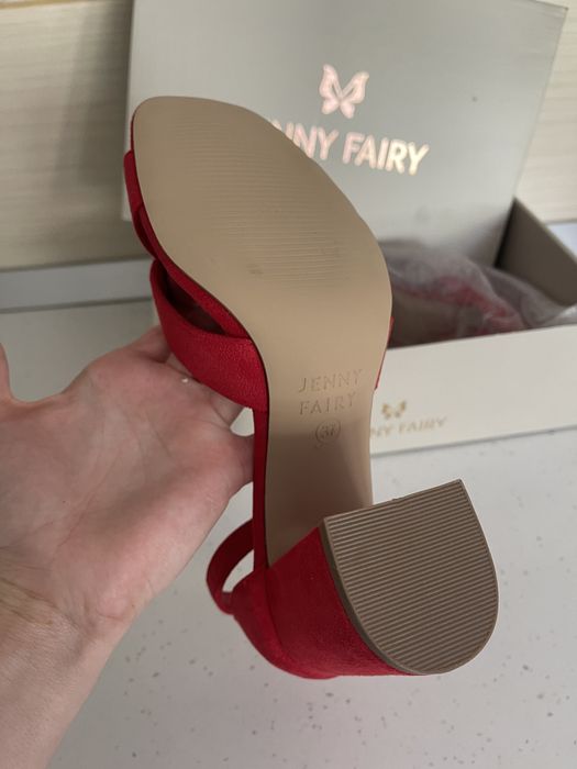 Sandale jenny fairy 37 noi, in cutie, CCC