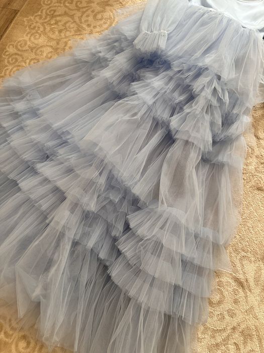 Продам платье национальное с камзолом