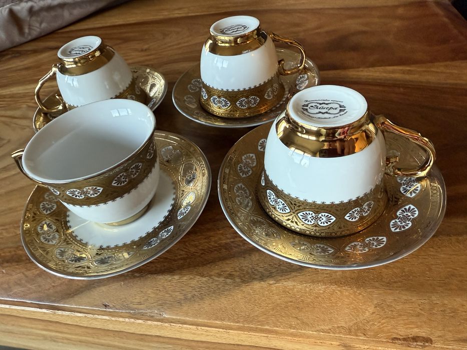 Сервиз за кафе порцелан 4 броя