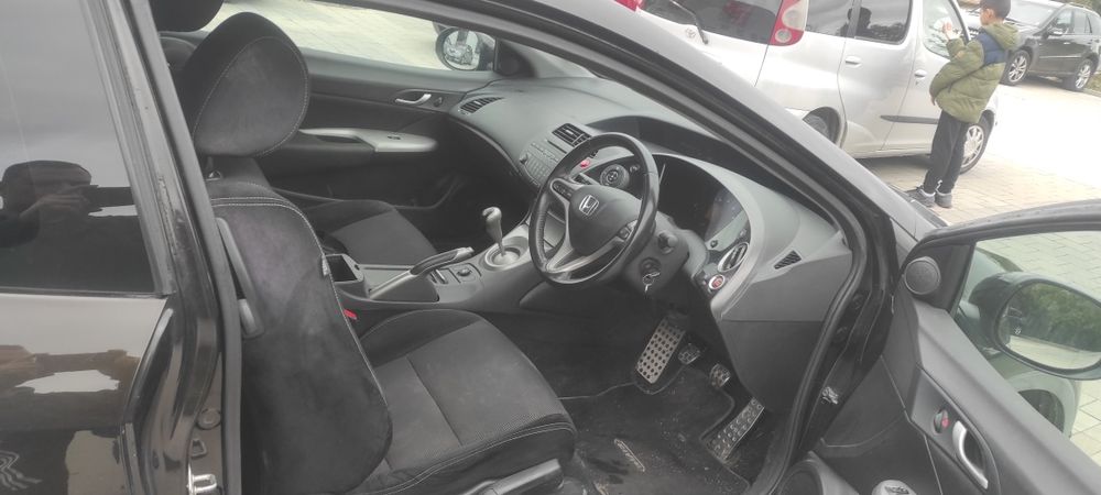 Honda civic 1.8 vtec145кс type S газ/бензин
