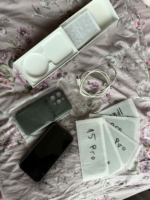 Iphone 15 pro, 256 mb