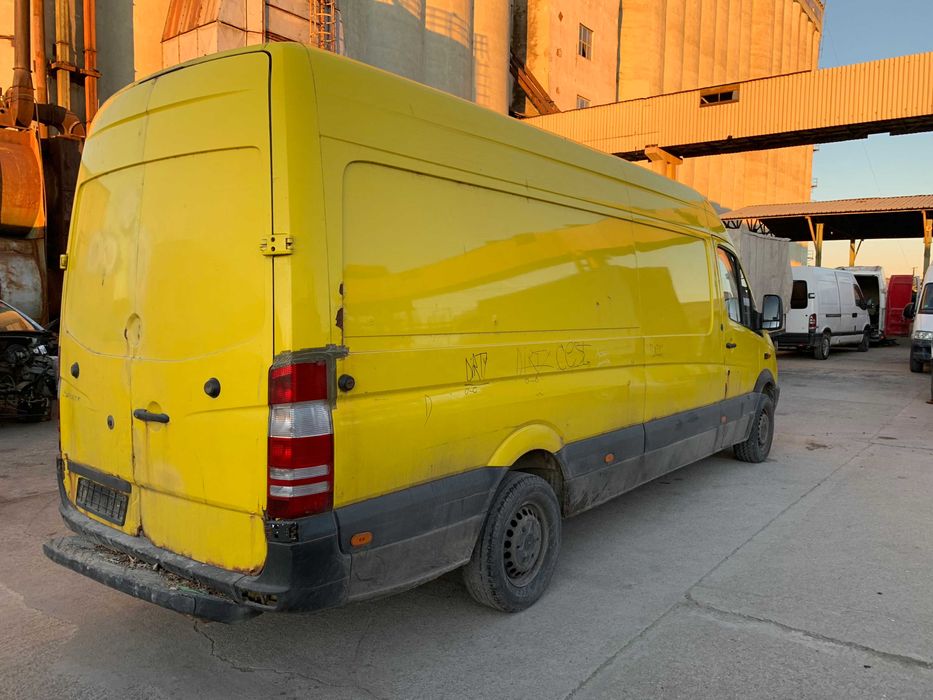 DEZMEMBREZ Mercedes SPRINTER W 906 313 CDI 3 panouri 2008 EURO 4