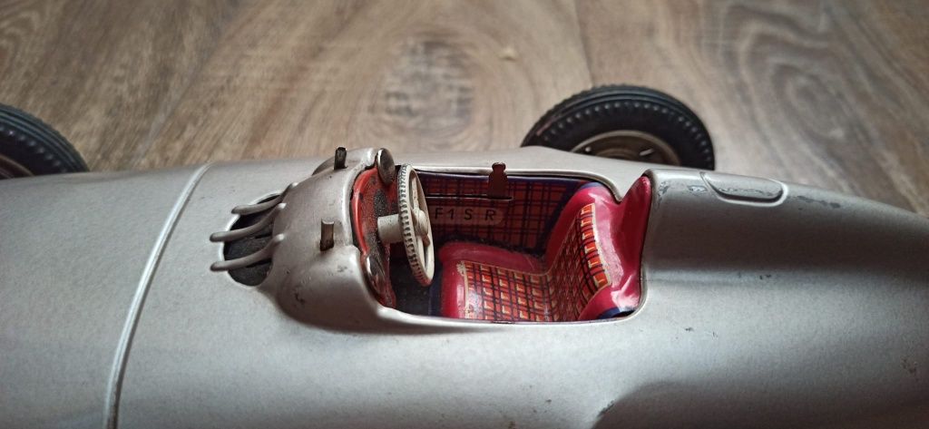 Masina vintage de colectie colectible Mercedes-Benz, model foarte rar