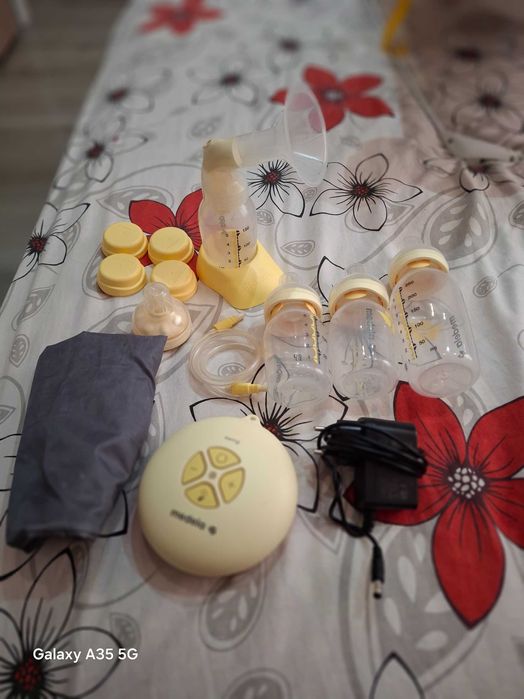 Помпа за кърма Medela