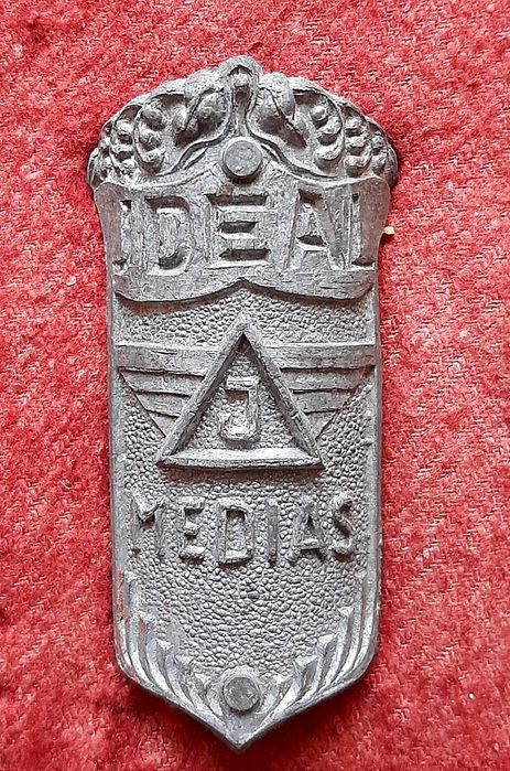 Sigle biciclete Ideal, Victoria, Pegas, rare in aceasta stare