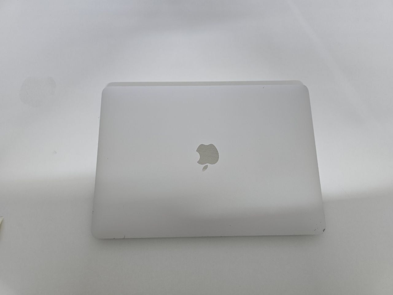 Ноутбук Apple MacBook M1 2020