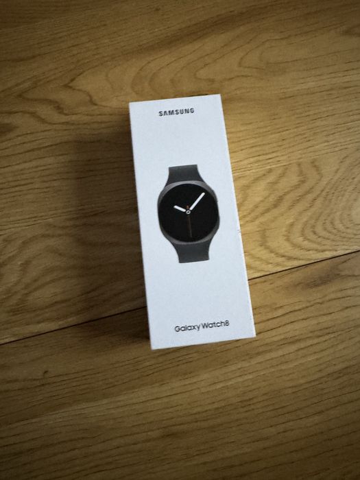 Sasmung watch 8 44mm нов запечатан