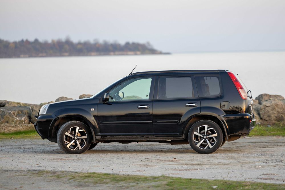 Nissan X-trail 2.5 бензин