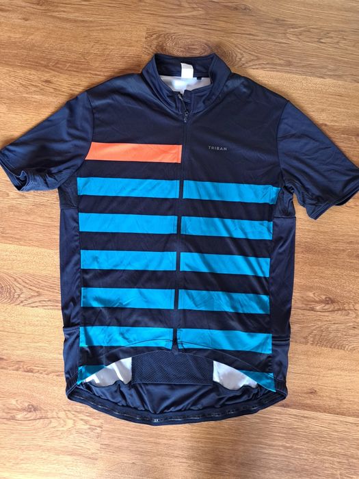 Клинове и гащеризони, джърси за колоецдене