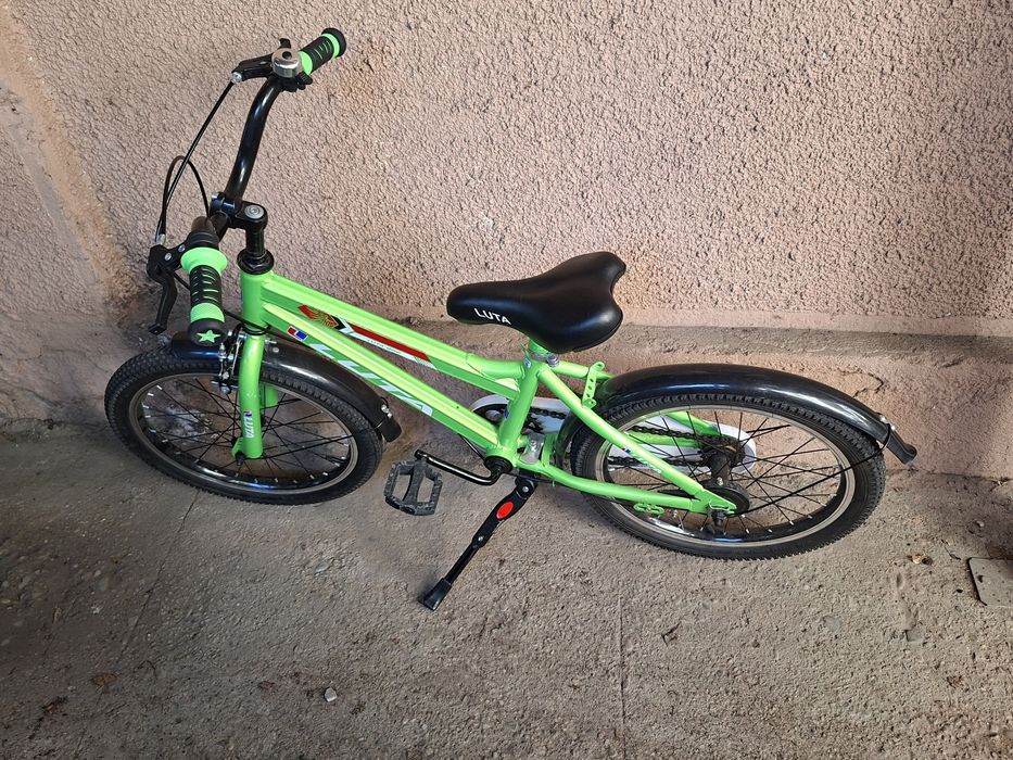 De vânzare bicicleta si kart 800 lei