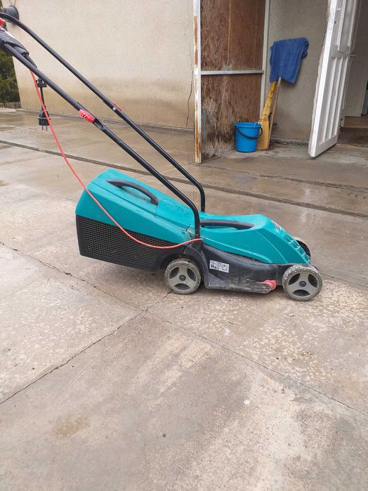 Газонокосилка Вosh