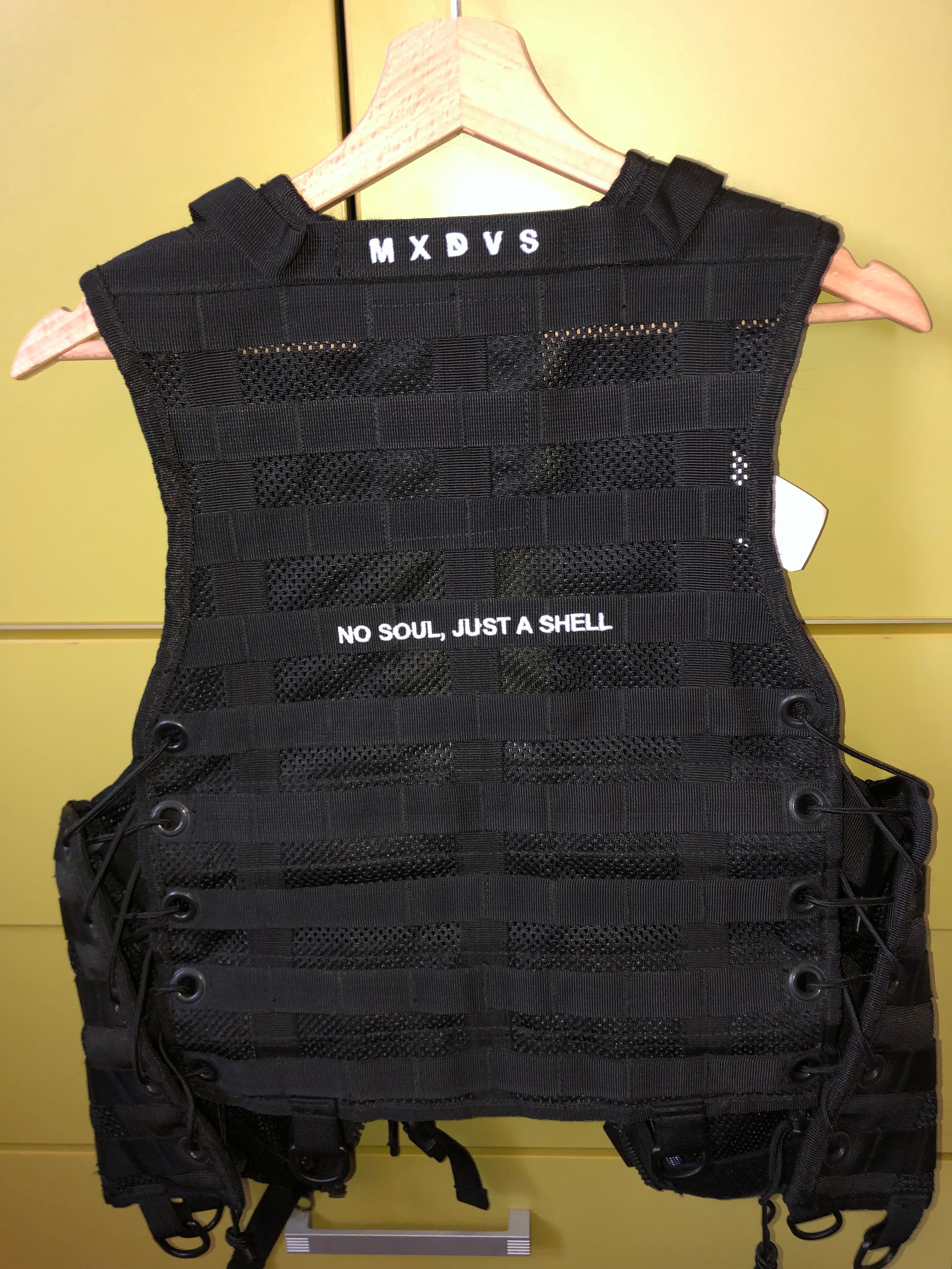 Vesta MXDVS "No Soul, Just A Shell"