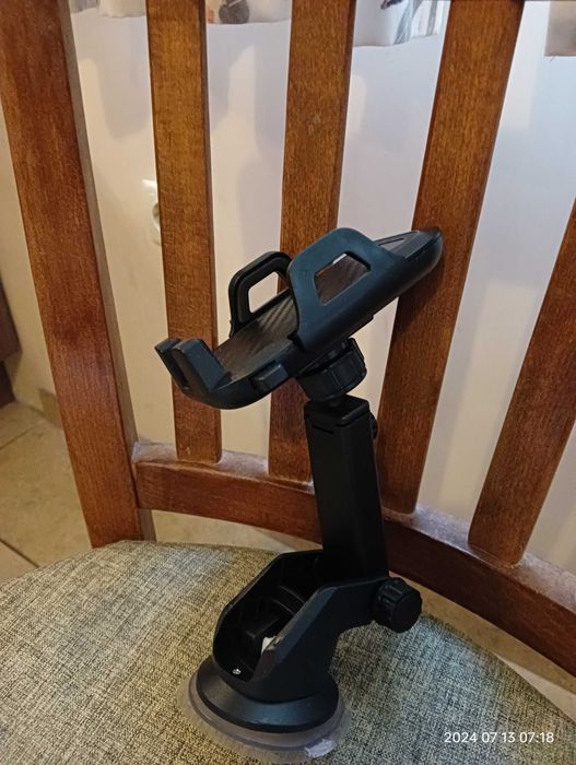 Универсална стойка за кола за мобилен телефон